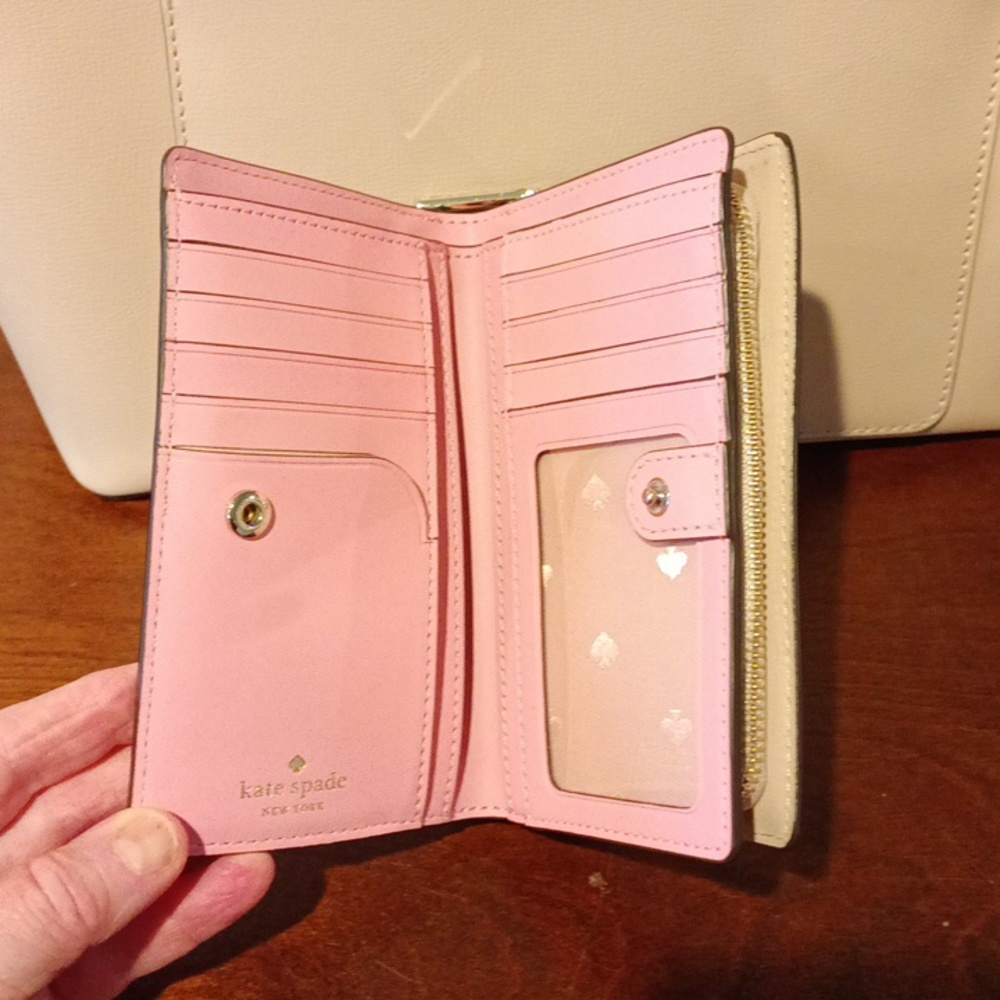 Kate Spade Adel Tote Bag Beige with Pink Interior like New with matching wallet! - Picture 8 of 10